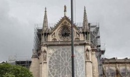 巴黎圣母院在线观看,穿越时空的浪漫之旅，在线重温经典