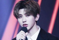 蔡徐坤恋爱八卦爆料视频,揭秘明星背后的甜蜜故事