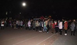 操场爆料事件视频,真相与争议的交织