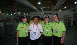 奥运村女志愿者爆料新闻事件