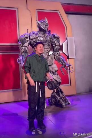 成毅娱乐吃瓜爆料,揭秘明星幕后吃瓜真相